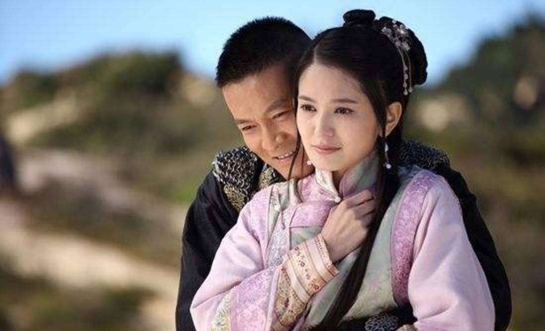 在剧中,翠儿是男主角杨志刚的第二任妻子8,王珞丹《红娘子,由王珞丹