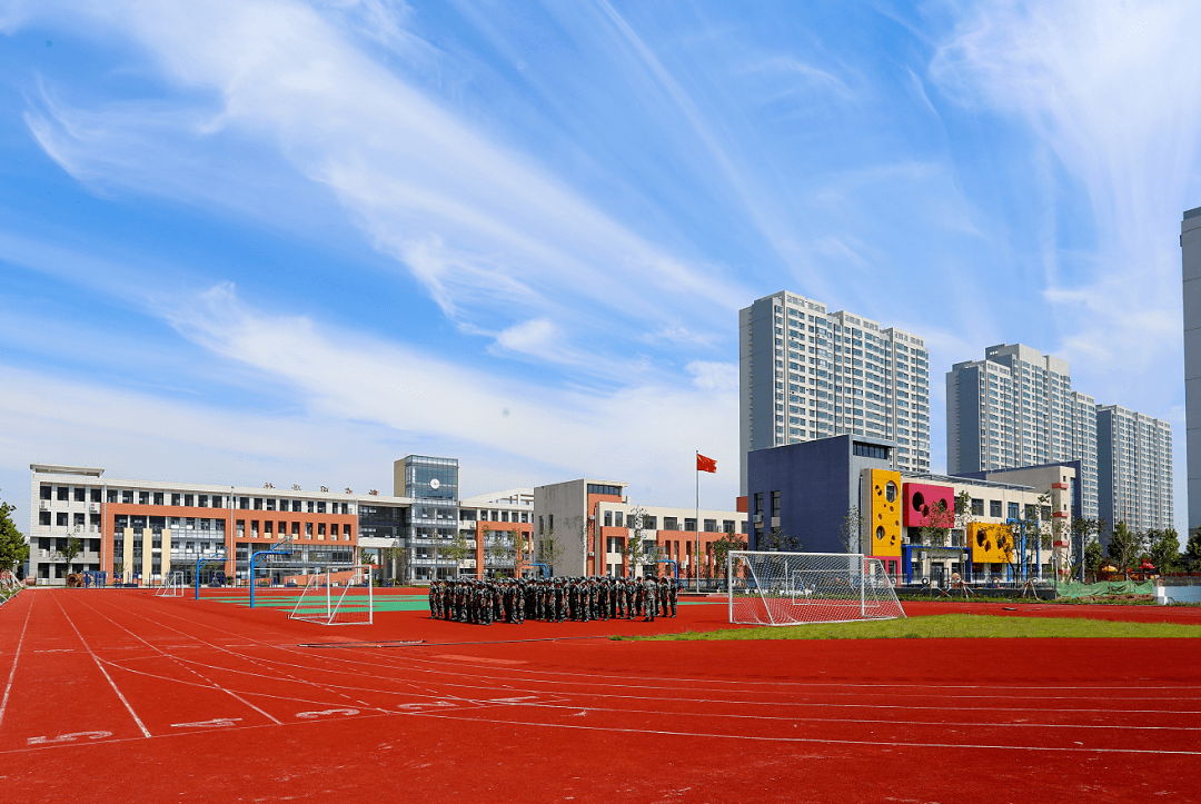 刚刚潍坊一区公布10所学校试点暑期托管