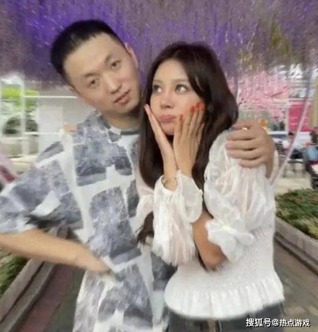 原创女尬王纠纠整活一流药水哥遇到真对手被迫放大招直播间被封了