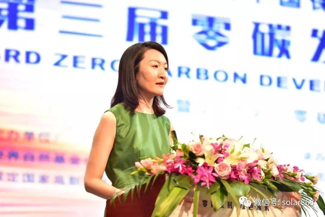 气质,形象佳,又一"光二代"走向台前!