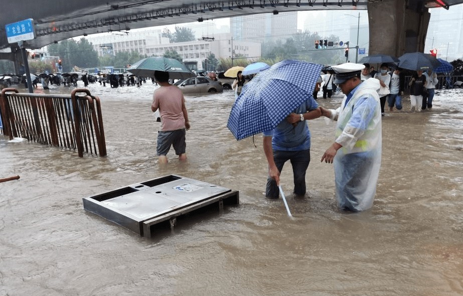 五问河南特大暴雨,强降雨何时结束?河南暴雨救援电话公布