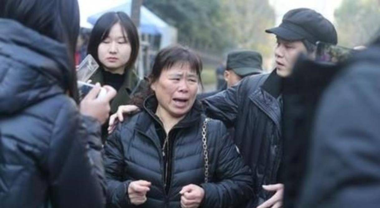 保姆纵火案曝已补充调查,朱小贞娘家不再沉默,老人想给女儿申冤