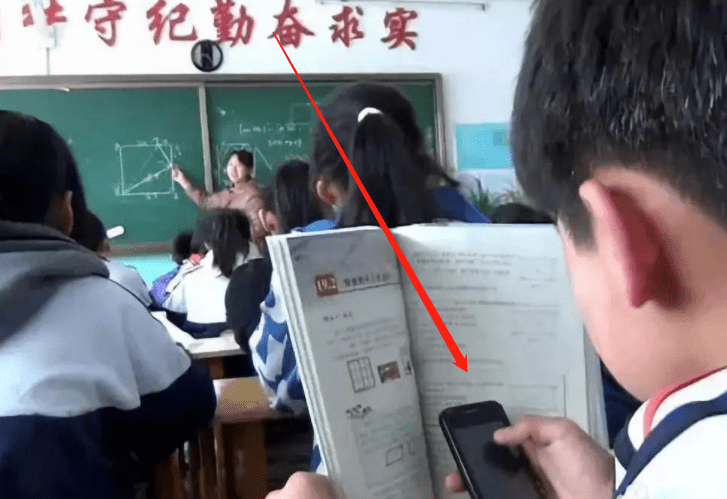初一成绩优异,初二成绩严重下滑,初三还可能逆袭吗?选择更重要