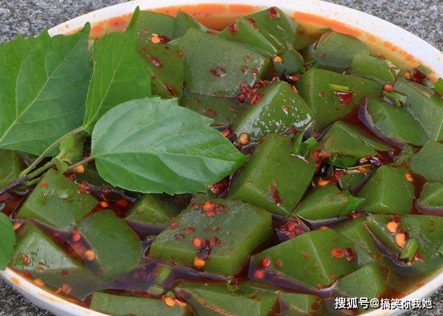 原创农村4种做凉粉的植物q弹好吃又降暑一次吃个饱附制作方法