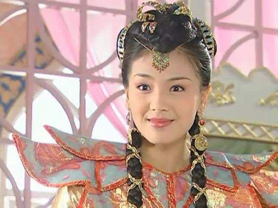还珠格格3》上映后并没有达到预期的效果,也没能给饰演慕沙公主的刘涛