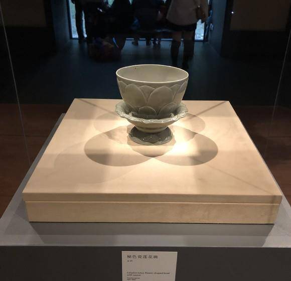 一个五代瓷碗为什么被称为苏州博物馆镇馆之宝?_瓷器
