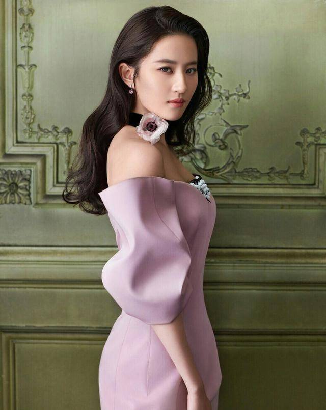 女明星的大长腿是假的?宋茜刘亦菲全靠修图,高圆圆衣品高会遮肉
