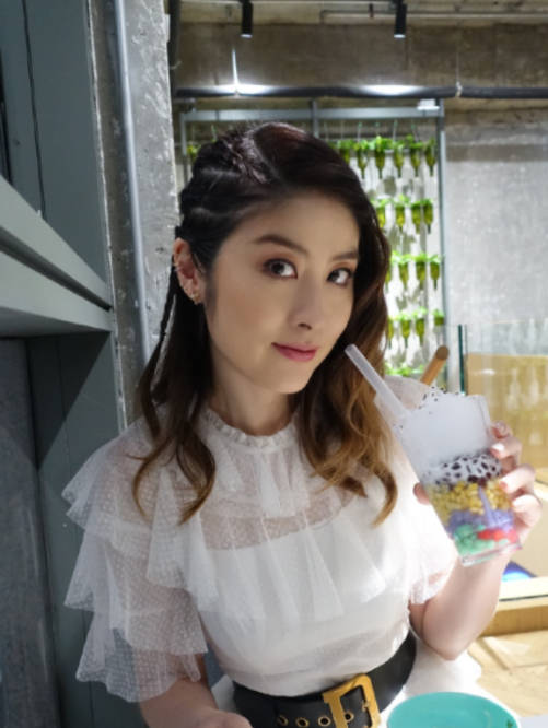 总的来说,作为最后一代天后,陈慧琳无论是在个人的职业表达还是情感