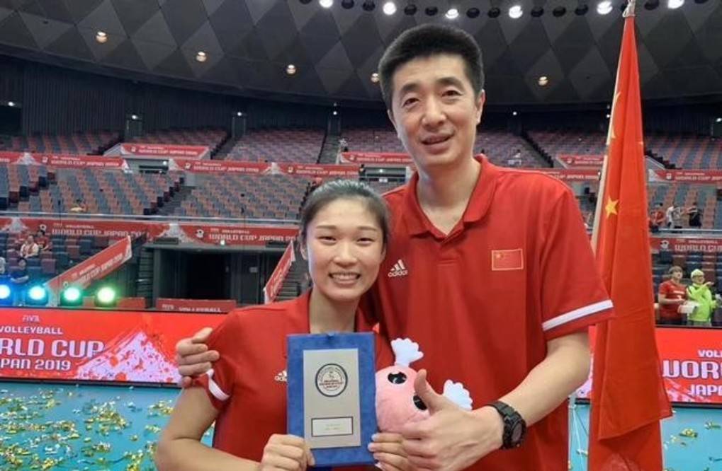 周婷,嫁女排幕后功臣安家杰,忍受夫妻分居,支持丈夫事业有泪水?