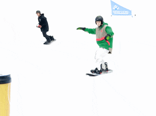 王一博滑雪三阶段,丹丹时期仰面摔被说笨,汪涵成夸夸群主太自豪?