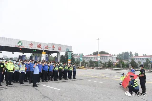 徘徊,经询问,得知他独自乘车去驻马店泌阳,结果在方城高速口下错车