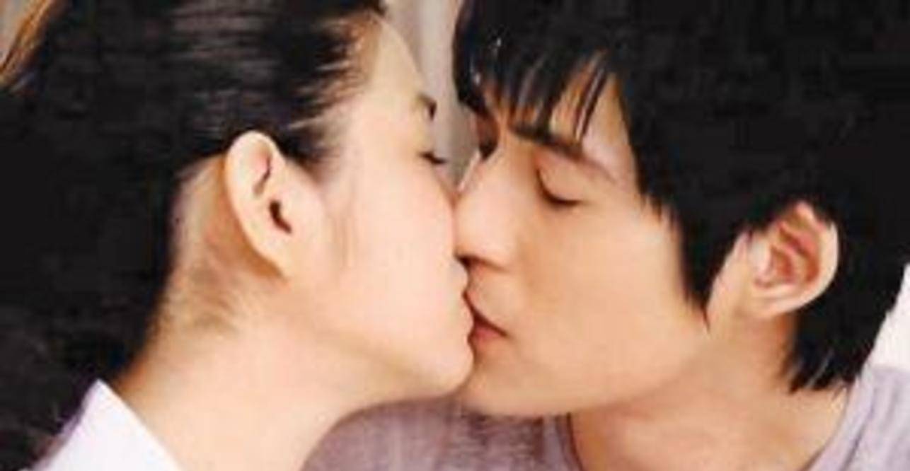 "国民初恋"陈妍希的纷乱情史!_周渝民