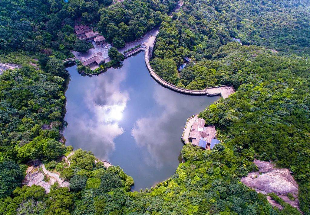 福建一座是国家级aaaaa级旅游景区的山,是泉州十八景之一