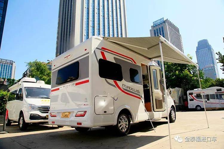 西安金泰福上汽大通rv80小额头房车,精致 高端 打开你对t型房车新认知