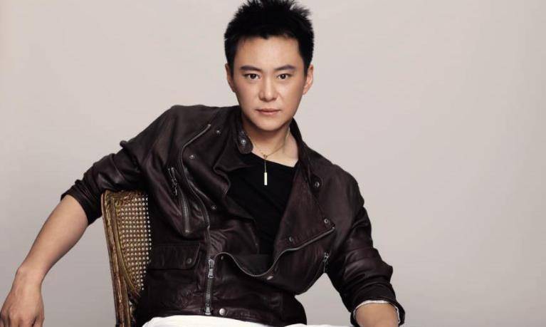 原创国家一级演员王斑,出道33年籍籍无名,妻子曾是央视主持人