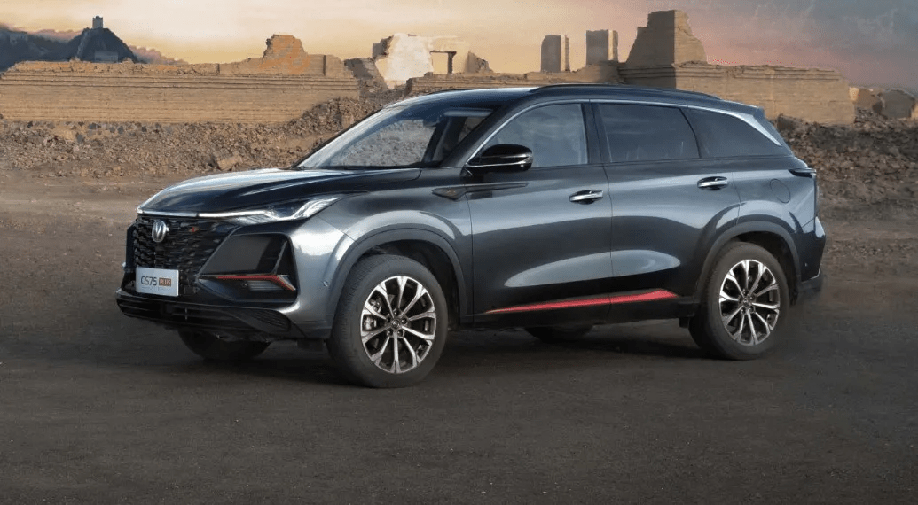 2022款长安cs75plus精进上市,销冠基因有望延续