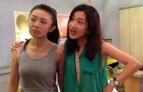 黄晓华虽然长得身材高挑,相貌清秀,秀外慧中,但仍无法摆脱闯不出广东