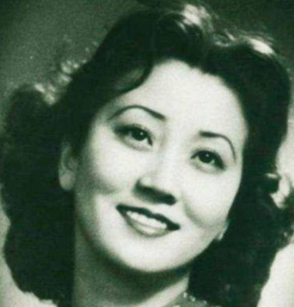 原创嫁给干哥哥钱学森,成就学生李双江,蒋英是怎么活成一代女强人的