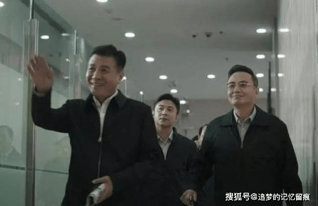 《扫黑风暴》省公安厅厅长为什么没有和督导组一起扫黑除恶呢?
