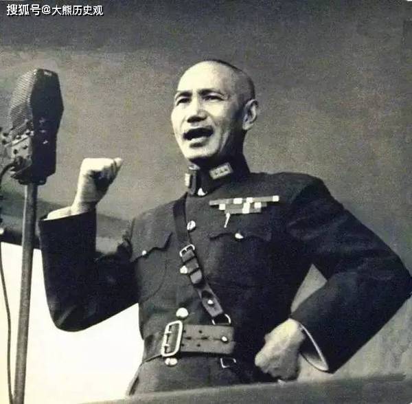 原创大决战,哪两位国军大佬,不听蒋介石的调配,最后老蒋也无可奈何