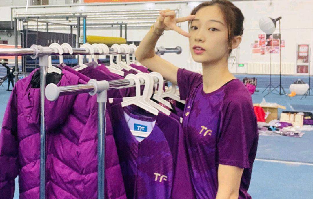 河北省的另外一名队员刘肼毅表现同样相当出色.跳过了1.87米.