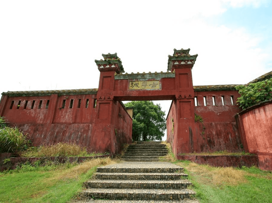 福建武夷山古汉城遗址 尽显闽越地方文化色彩