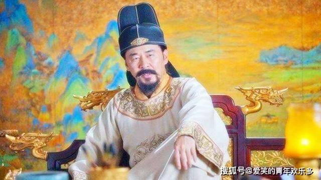 皇帝去金库,侍卫见金子太多两眼发直,皇帝说:你能扛走全是你的_宋太祖