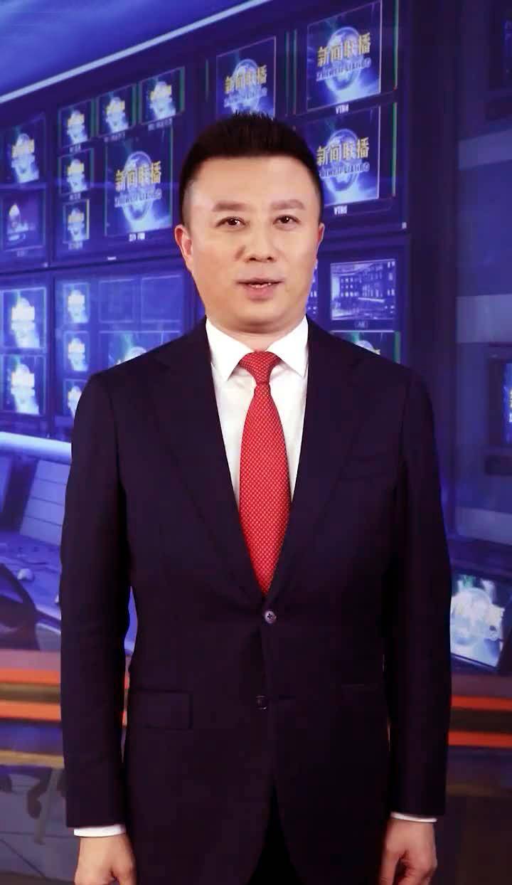 原创《新闻联播》主播潘涛:45岁闯北京,与小妻子的幸福背后有艰辛