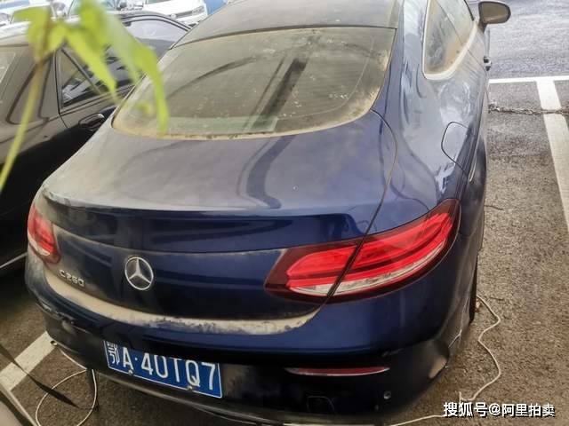 车籍为湖北武汉的奔驰c260跑车将司法拍卖,因涉刑起拍