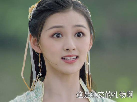 原创《嘉南传》王奕婷上线,呆萌可爱而又英姿飒爽,瞬间就被惊艳到了