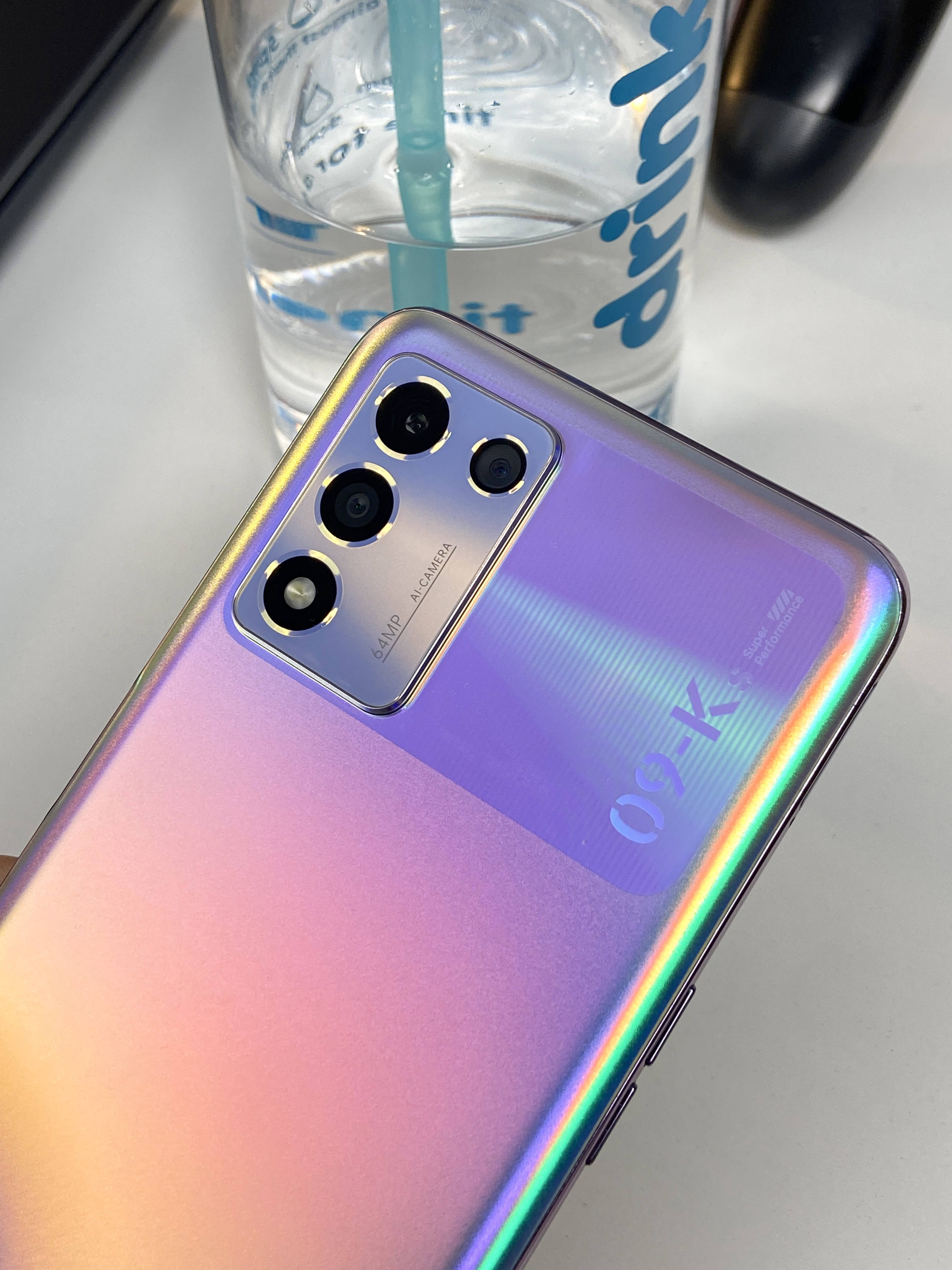 华为畅享20e对比oppo k9s,如果是你会怎么选?_配置
