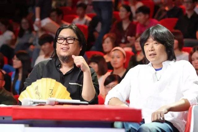 原创成名后闹翻却在落难时送来十万块高晓松与老狼的兄弟情
