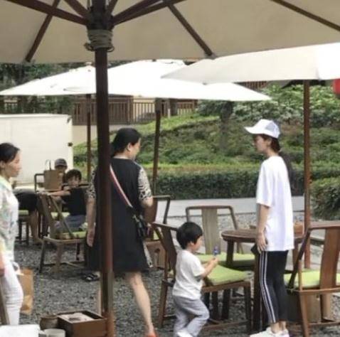 最后,希望小海绵幸幸福福的长大