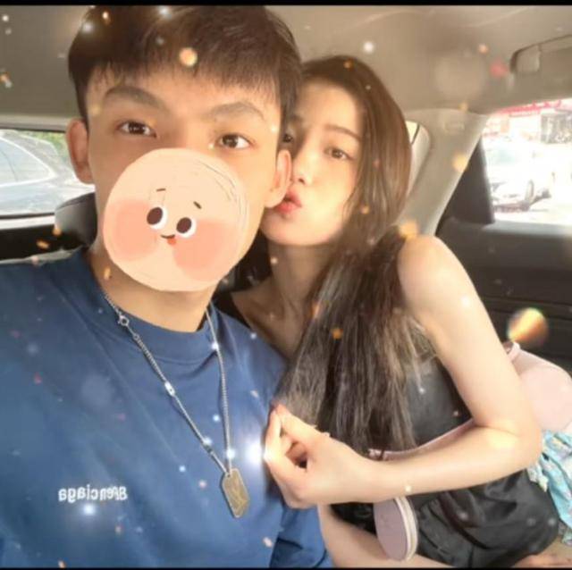 此外,徐杰和他的女朋友已经恋爱多年了.