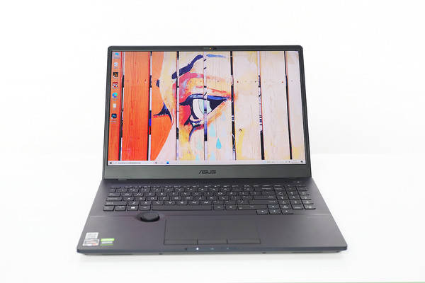 5k高分辨率显示屏,拥有100% dci-p3广色域覆盖,每块屏幕在出厂前均逐