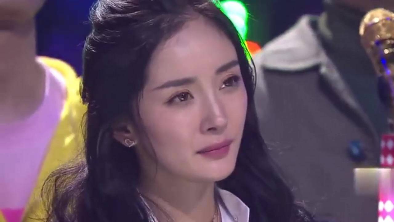 无表情无情绪无演技,杨幂"三无"表演法则,是时候该好