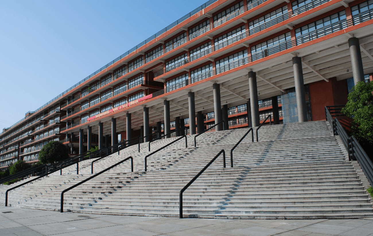 实力超群的邮电大学,位于风景区,有望成为当地第3所"双一流"