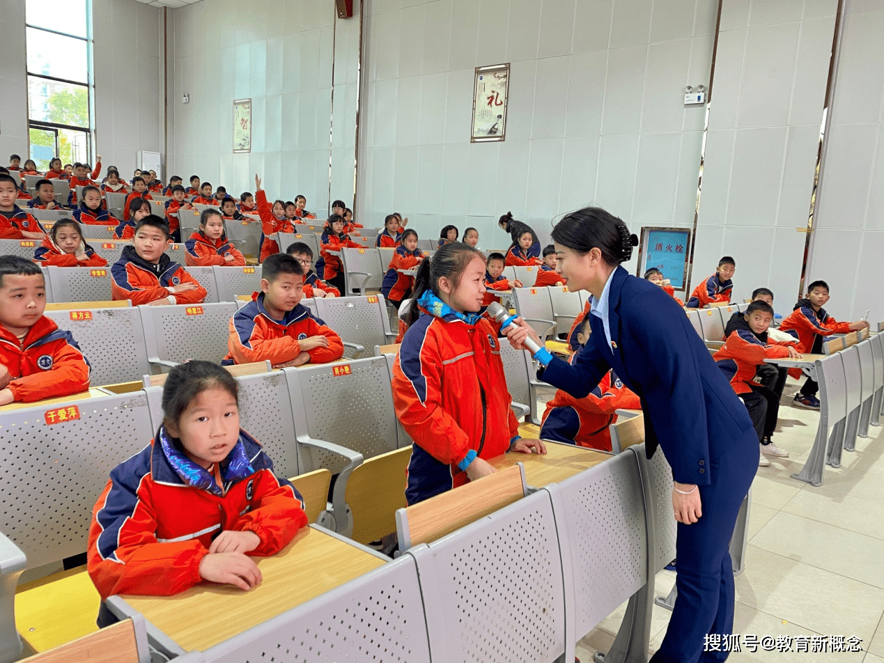 会同县城北学校开展宪法晨读弘扬宪法精神