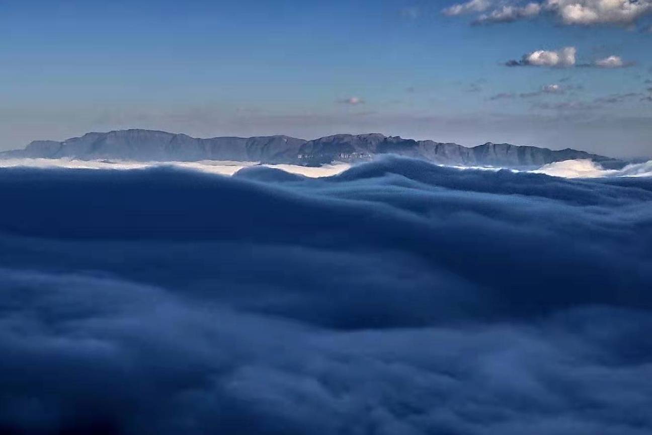 原创攀登昭通巧家药山第三天看最美丽的云海遇上好心的老乡留宿