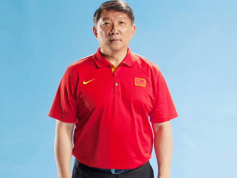 一直没有断过,球队引进了中国篮坛名帅宫鲁鸣担任山东男篮的总教练