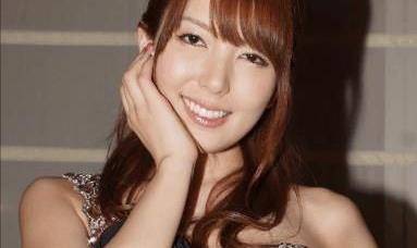 原创好想被她摔一次你曾经见过这么养眼的日本摔角手吗
