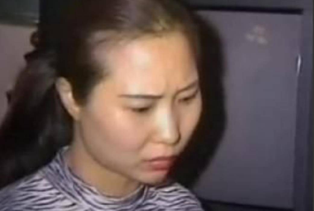 崇拜的感觉中,有一天打出租时,开出租车的是一位长得不错的女子全泓燕