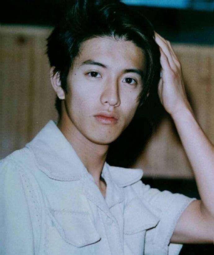 47岁木村拓哉时隔5年再开演唱会,帅气依旧,众多圈内好友捧场_电视剧