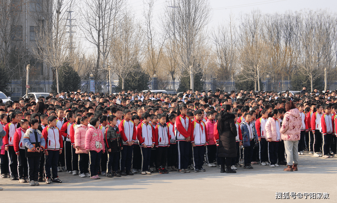 以练为战防患未然宁阳恒文学校开展安全疏散演练活动