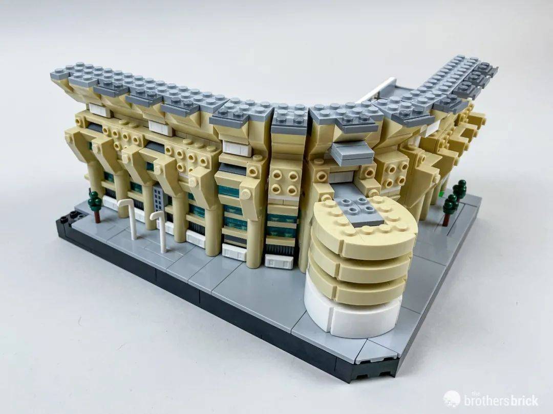 乐高10299皇家马德里足球场圣地亚哥伯纳乌球场开箱评测