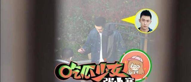 原创黄景瑜突袭李沁帐篷意在讨吃却遭拒未见佳人只能转而逗狗