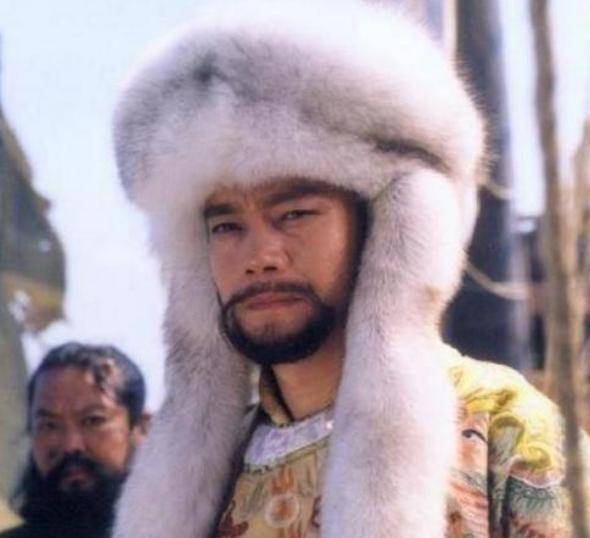 本来按照约定此时金太宗应传为于太祖诸子,但此时太祖嫡子完颜宗峻