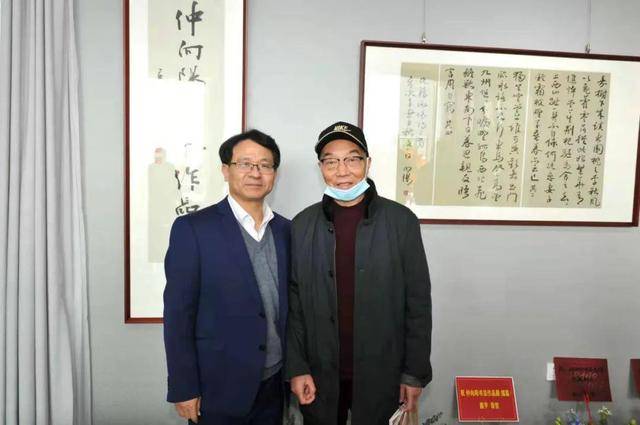 开幕仲向阳书法作品展在沭阳隆重开幕