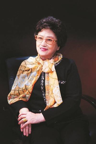 台上一人涕台下万人泪,越剧"林黛玉"王文娟与世长辞,深刻缅怀?
