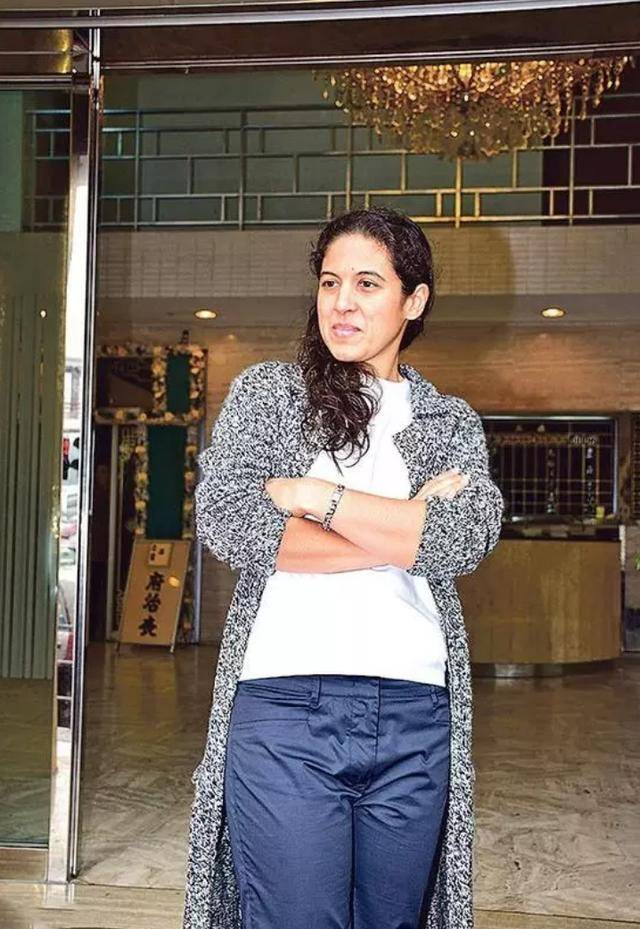 98岁赌王已有10个孙女,生孙子全?